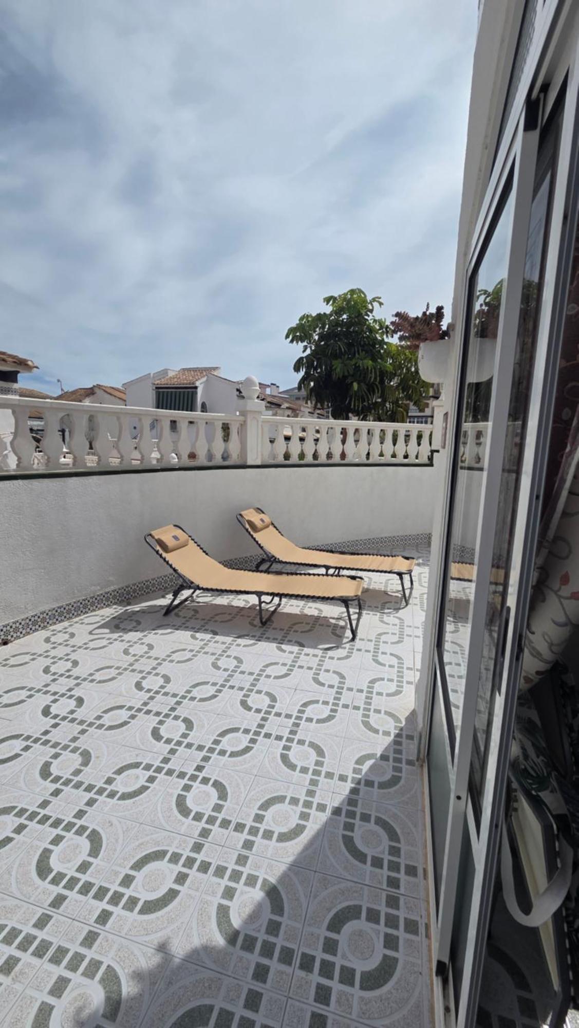 Villa Lenia Torrevieja Buitenkant foto